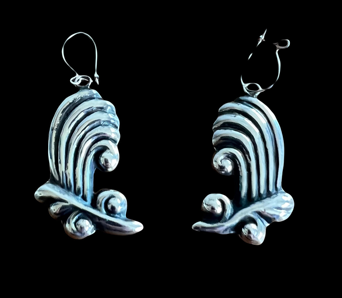 Margot de Taxco Style Mexico Sterling Silver Art Deco Repousse Wave Scroll Earrings