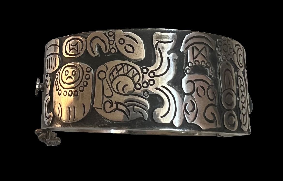 Antonio Pineda Style Taxco Mexico Sterling Silver Two Panel Overlay of Figures Bangle